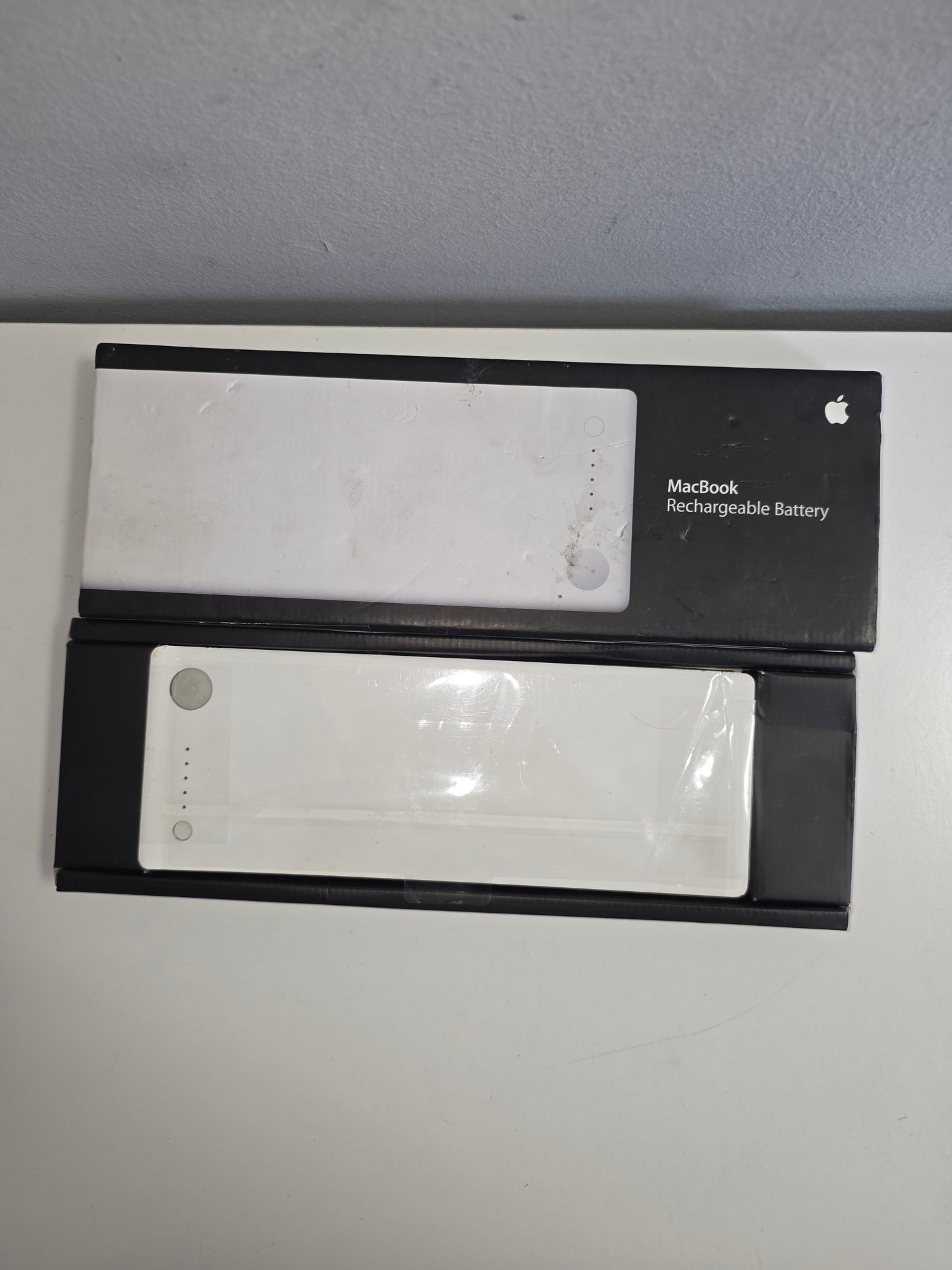 Mackbook Rechargeable battery
