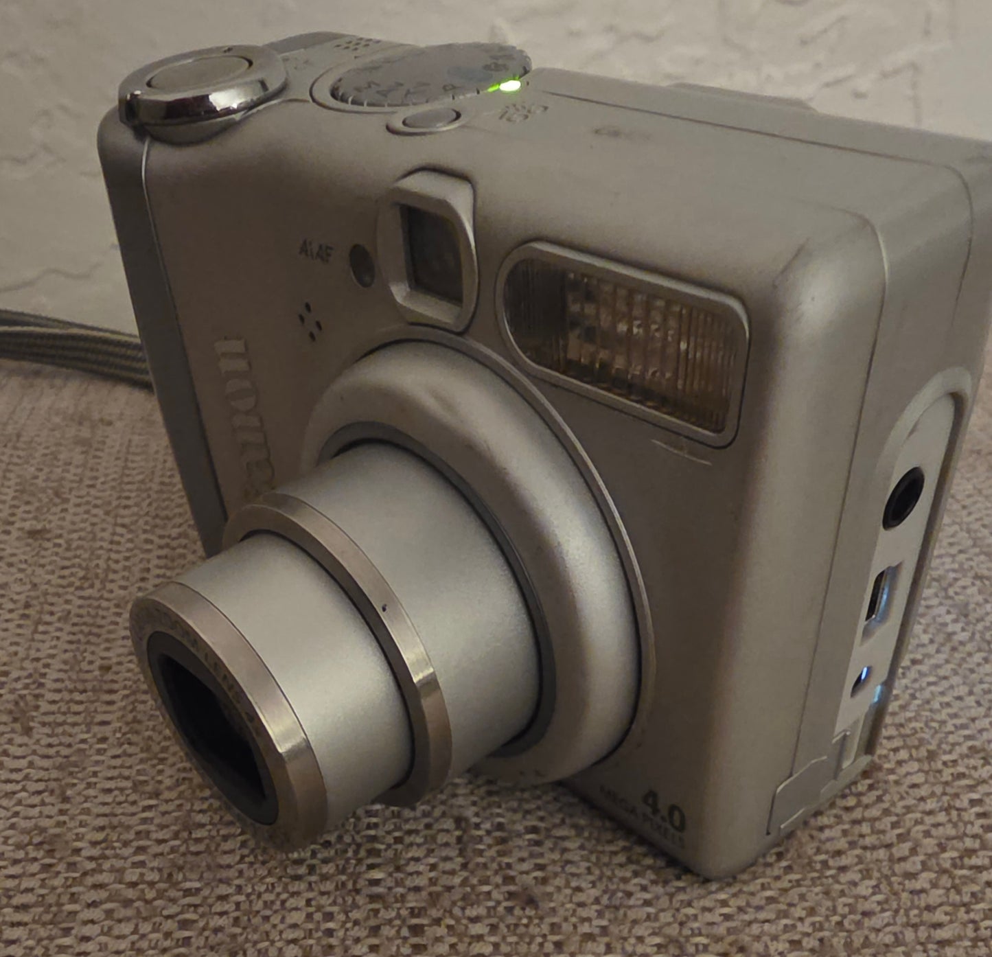 Canon PowerShot A520 4.0MP Digital Camera - Silver TESTED Read Description
