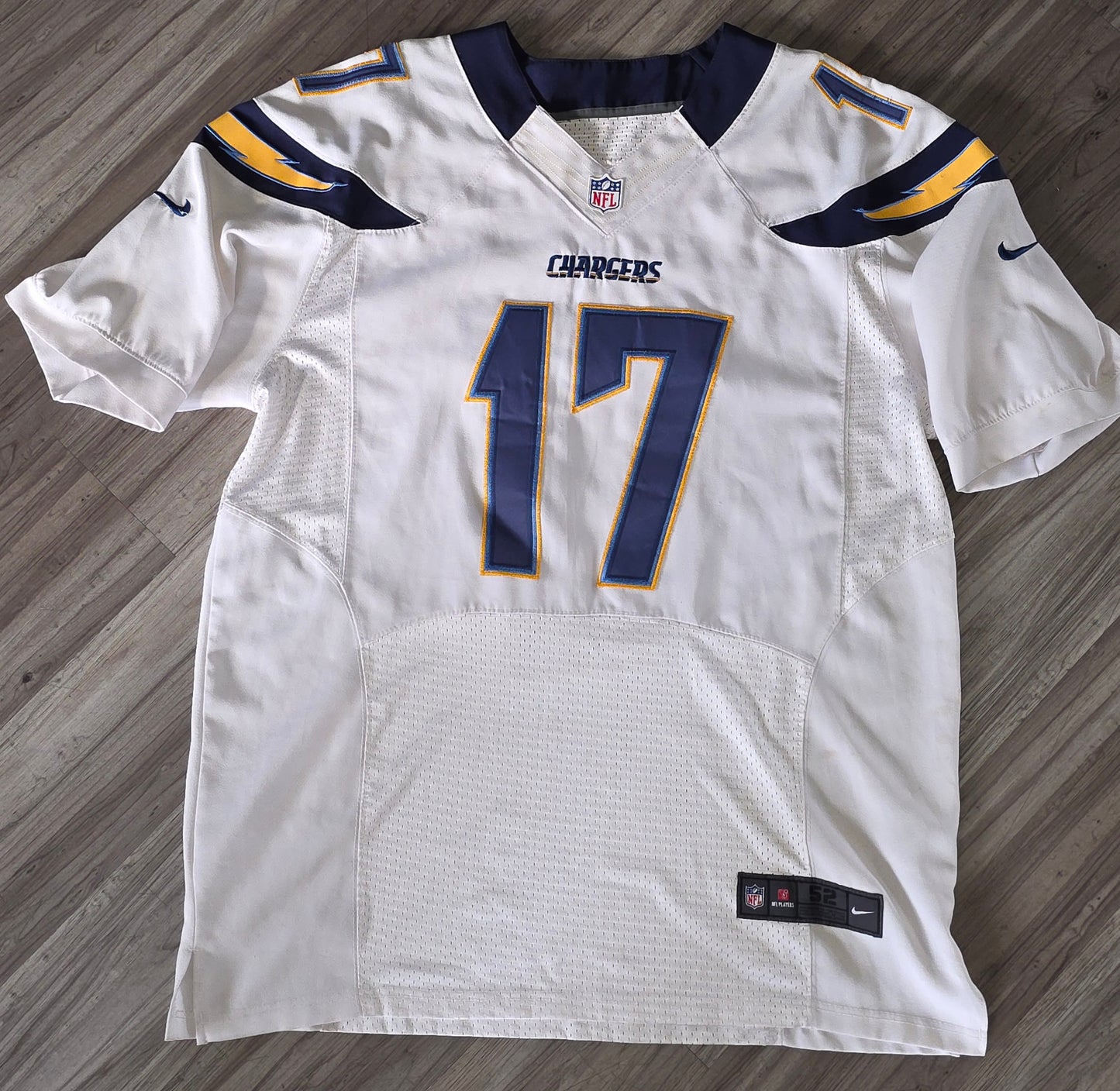 Chargers Phillip Rivers Jersey Men's Size 52 Short Sleeve