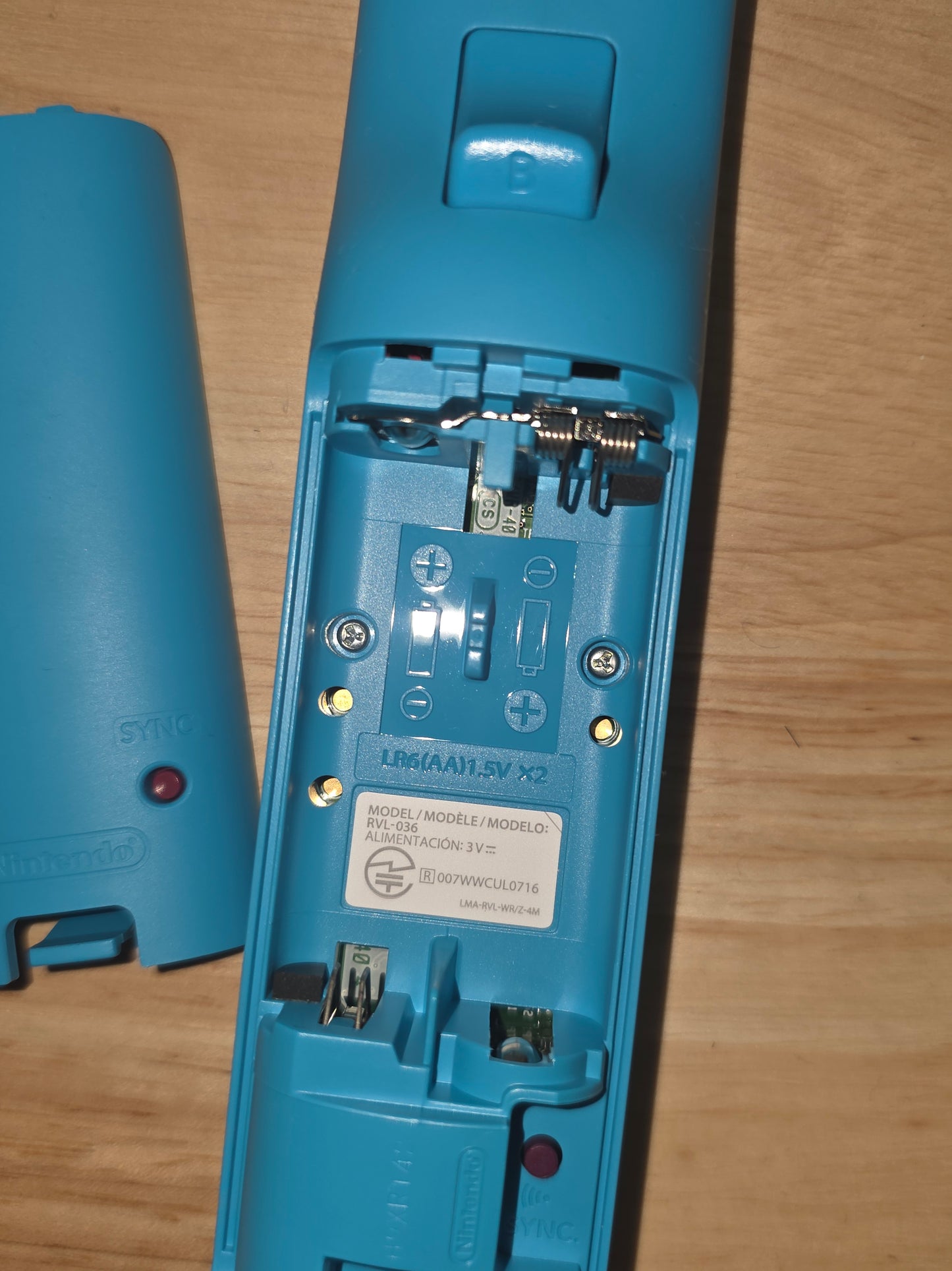Official Nintendo OEM Wii Remote Blue Motion  Tested