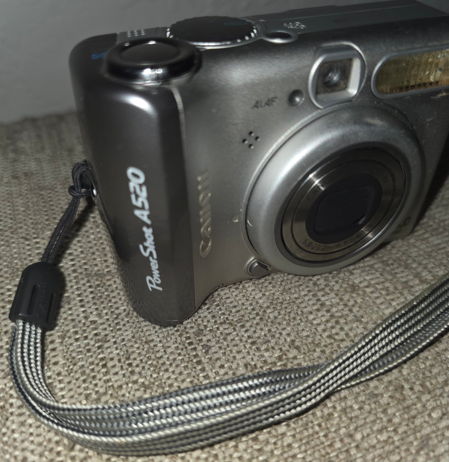 Canon PowerShot A520 4.0MP Digital Camera - Silver TESTED Read Description