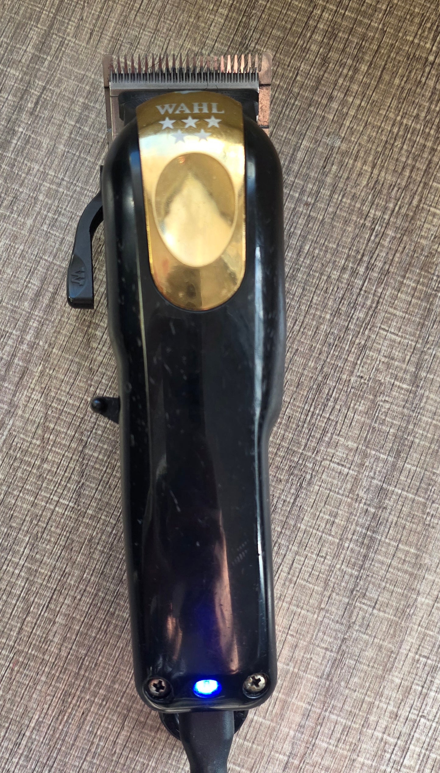 Wahl Magic Clip Cordless Clipper  Black/Gold  Tested Works