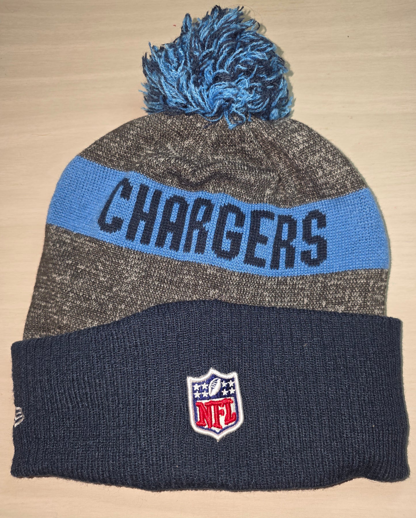 Los Angeles Chargers Hat Cap Knit Pom One Size NFL Football Winter Blue New Era