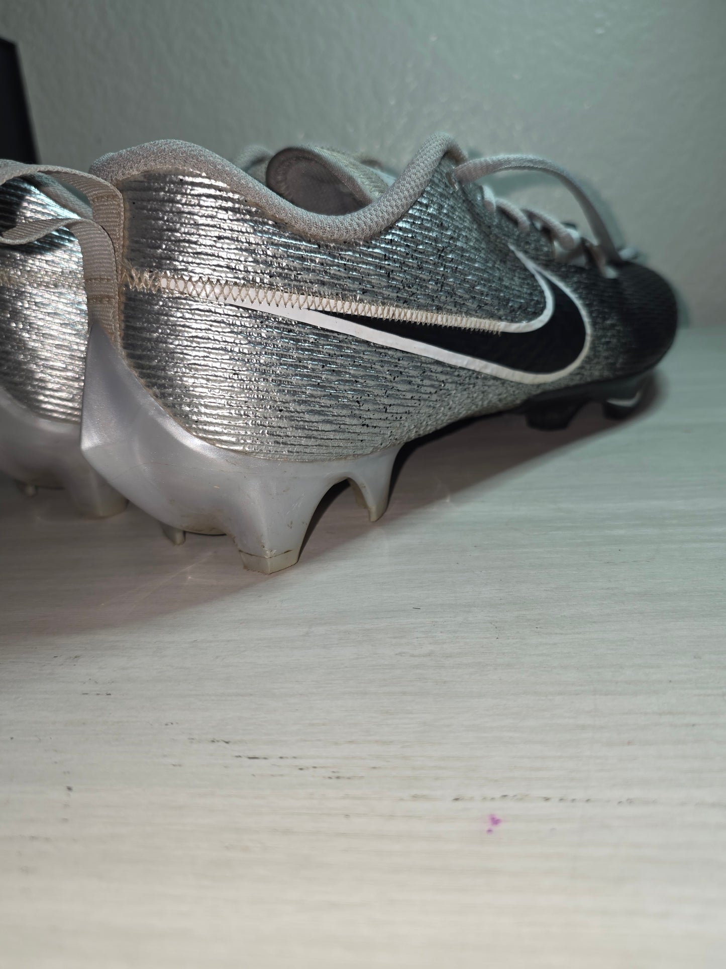Nike Vapor Edge Speed 360 2 Football Cleats Size 8 Mens