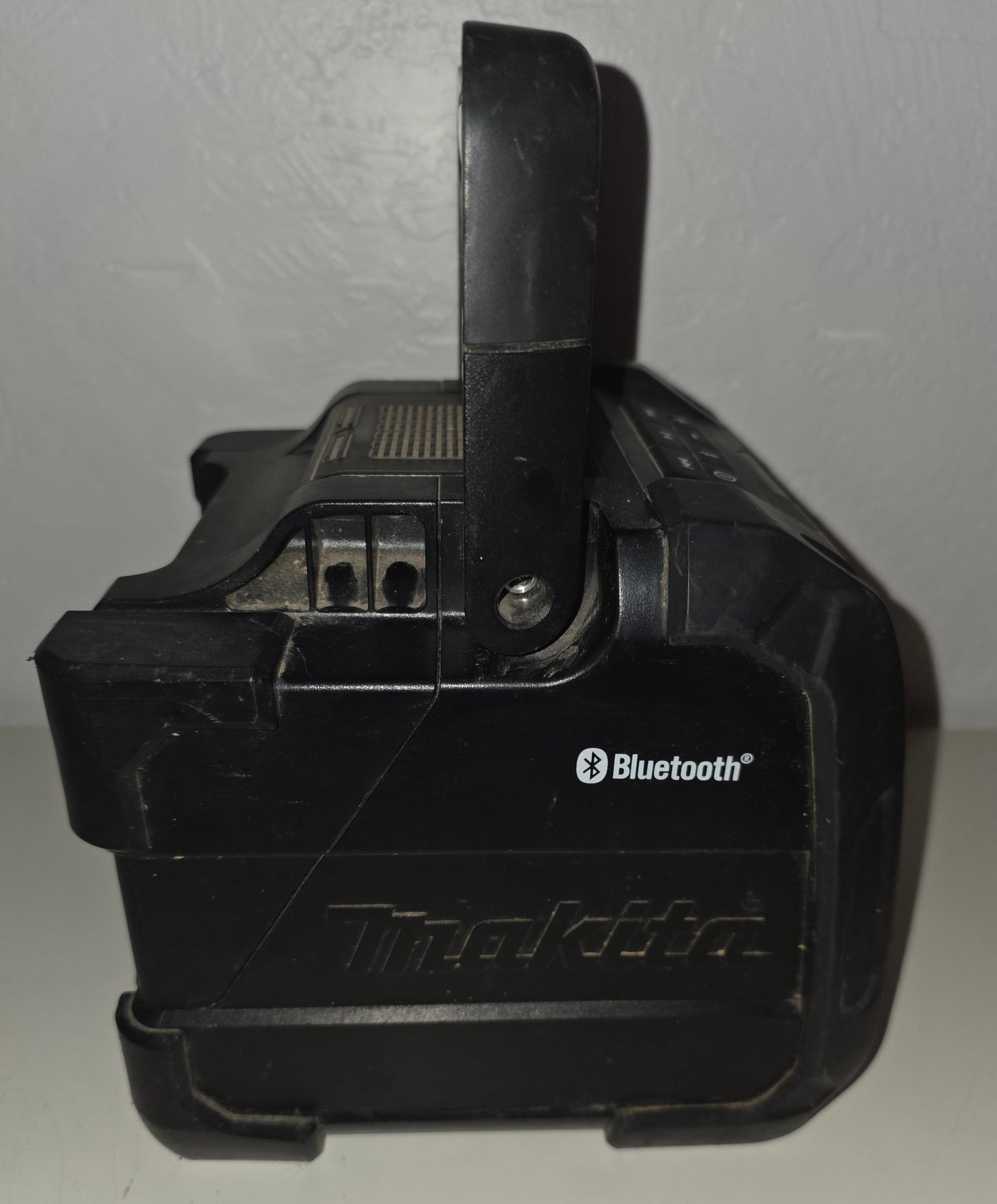 Makita Bluetooth jobsite speaker