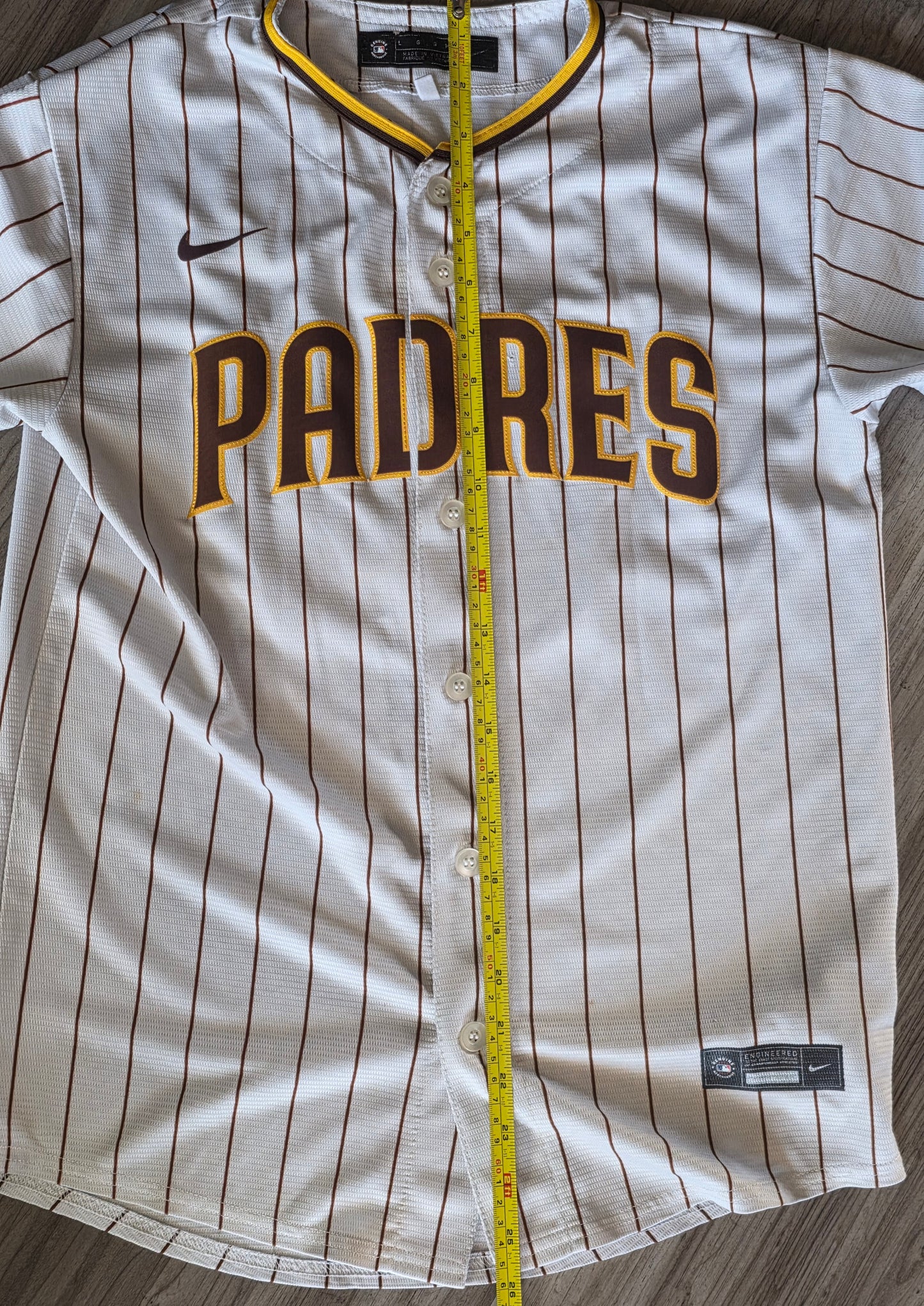 Nike San Diego Padres Fernando Tatis Jr #23 Pinstripe Youth Jersey Large 14/16
